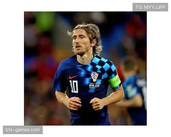 莫德里奇精妙传球再升级，引领球队重掌中场主导权