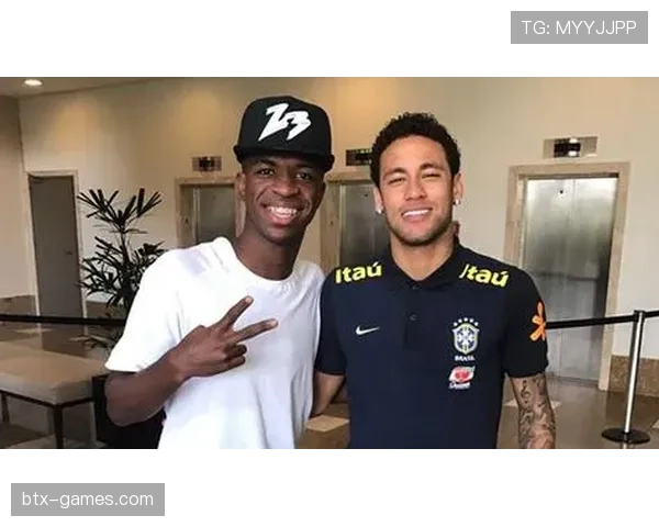 维尼修斯与内马尔巅峰表现对比:巴西边锋谁更接近核心地位 维尼修斯与内马尔巅峰表现对比:巴西边锋谁更接近核心地位